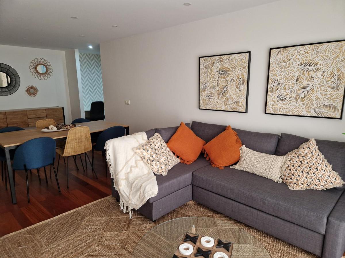 Cristinas 2 Bedroom Apartment Canico Luaran gambar